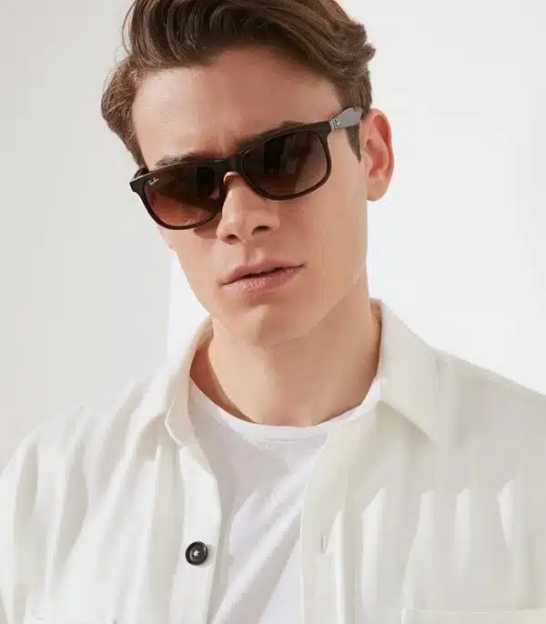 Prix lunette Ray-Ban RB4202 6073 13 pour Homme et Femme Tunisie