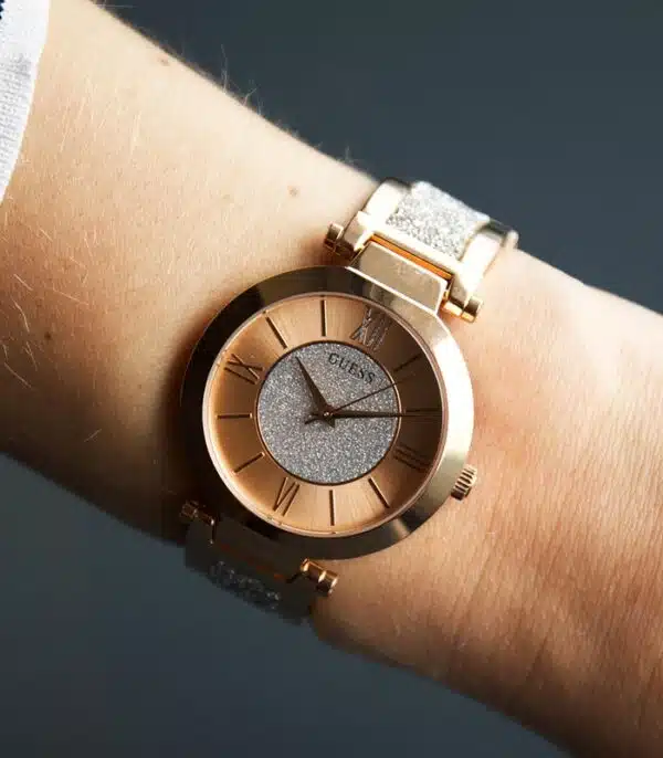 Prix Femme montre Guess Aurora W1288L3 Tunisie