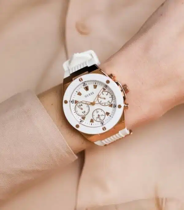 Prix montre Femme Guess Athena GW0030L3 Tunisie