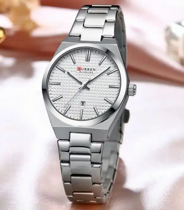Prix montre Curren 8439 Argent Femme Tunisie