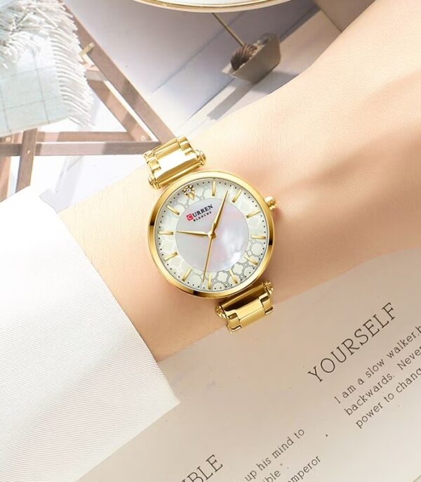 Prix montre Femme Curren 9072 Doré Tunisie Prix montre Femme Curren 9072 Doré Tunisie
