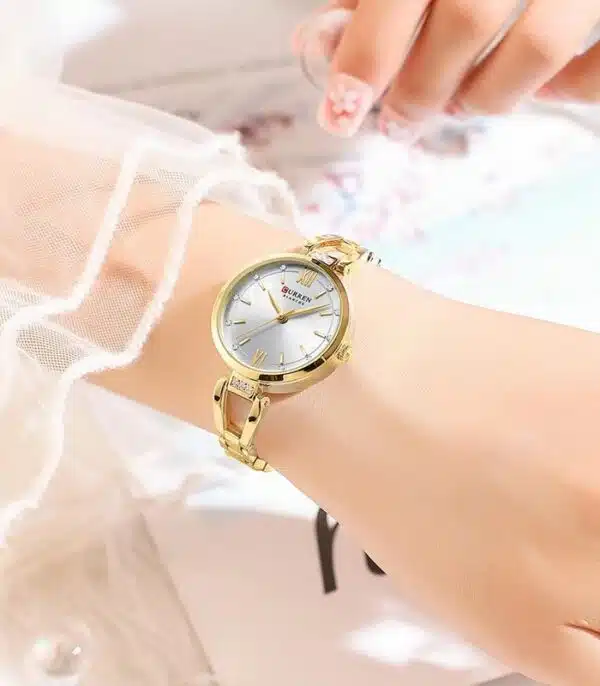 Prix montre Femme Curren 9092 Fond Blanc Tunisie Prix montre Femme Curren 9092 Fond Blanc Tunisie