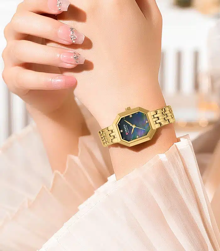 Prix montre Femme Curren 9108 Fond Noir Tunisie Prix montre Femme Curren 9108 Fond Noir Tunisie
