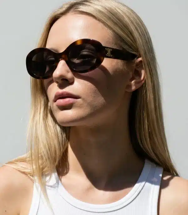 Prix lunette de Soleil pour Femme Céline 40194U 02A Tunisie Prix lunette de Soleil pour Femme Céline 40194U 02A Tunisie