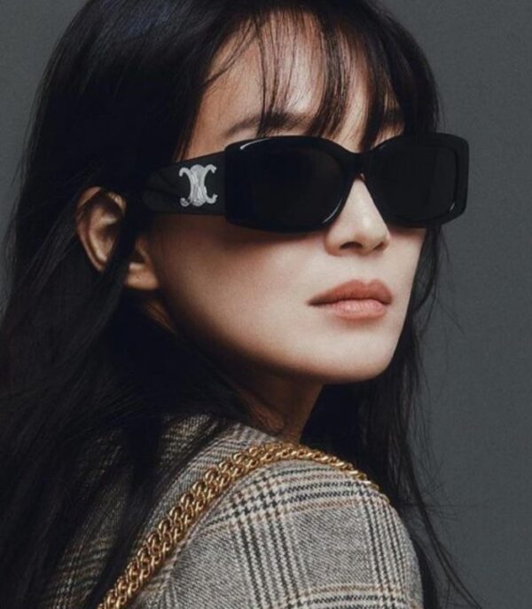 Prix lunette de Soleil pour Femme Celine CL40282U 01A Tunisie Prix lunette de Soleil pour Femme Celine CL40282U 01A Tunisie