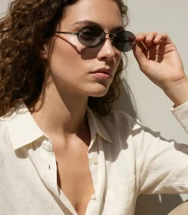 Prix lunette de Soleil pour Femme Fendi FE4075US 12A Tunisie Prix lunette de Soleil pour Femme Fendi FE4075US 12A Tunisie