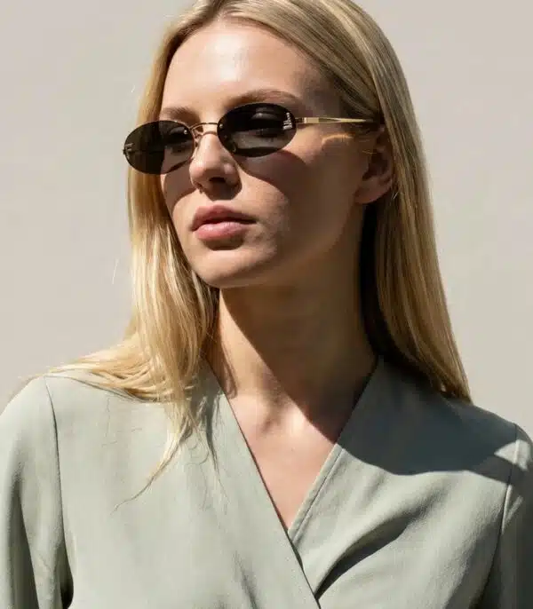 Prix lunette de Soleil pour Femme Fendi FE4075US 30A Tunisie Prix lunette de Soleil pour Femme Fendi FE4075US 30A Tunisie