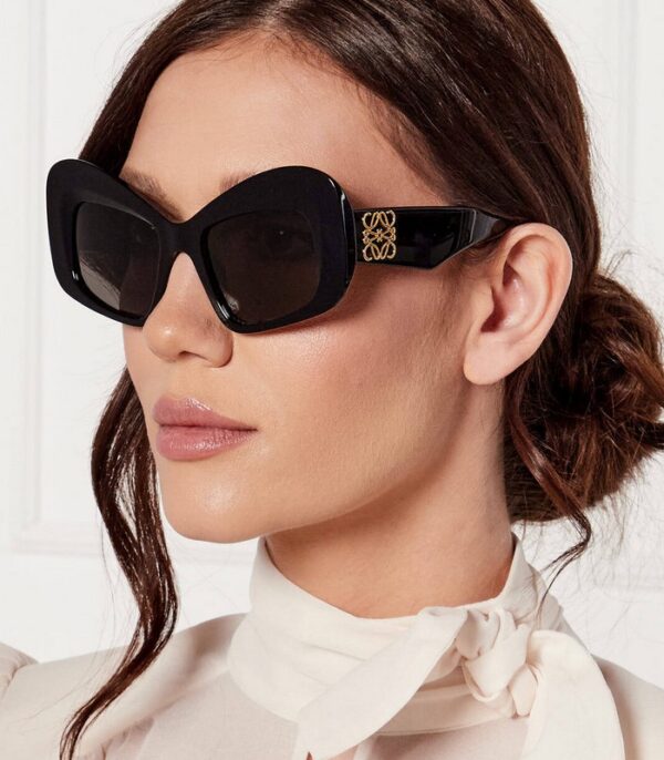 Prix lunette de Soleil pour Femme Loewe LW40128I 01A Tunisie Prix lunette de Soleil pour Femme Loewe LW40128I 01A Tunisie