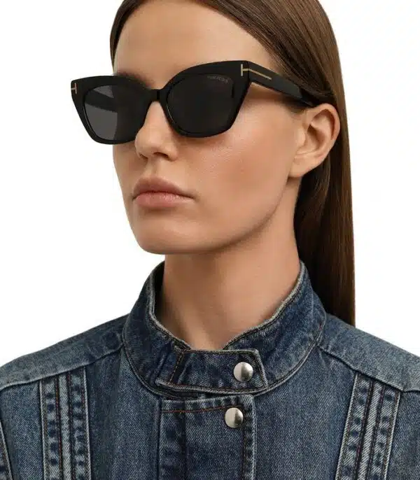 Prix lunette de Soleil pour Femme Tom Ford Juliette FT1031 01AA Tunisie Prix lunette de Soleil pour Femme Tom Ford Juliette FT1031 01AA Tunisie