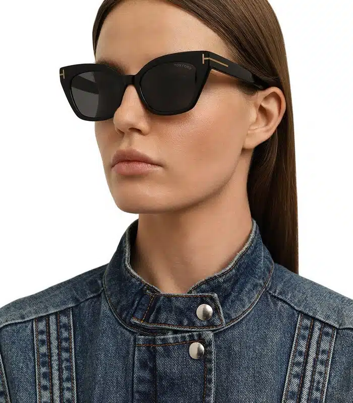 Prix lunette de Soleil pour Femme Tom Ford Juliette FT1031 01AA Tunisie Prix lunette de Soleil pour Femme Tom Ford Juliette FT1031 01AA Tunisie