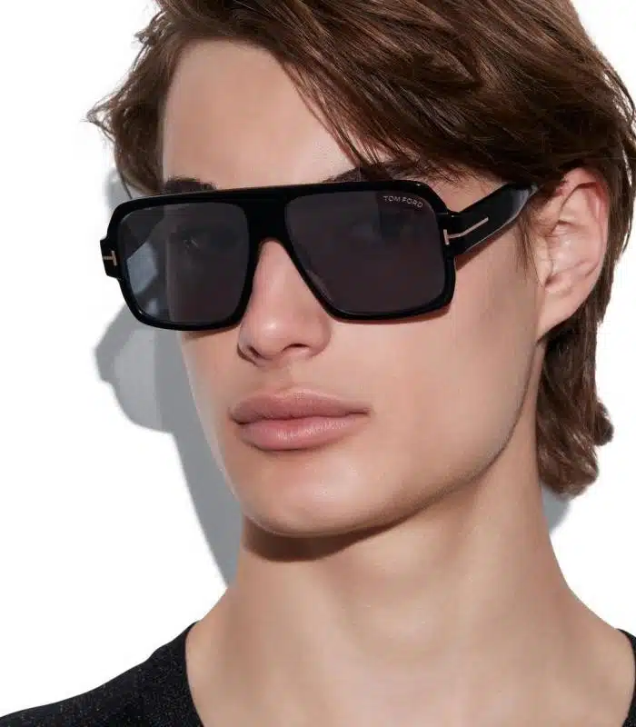 Prix lunette de Soleil pour Homme Tom Ford Camden FT0933 01AA Tunisie Prix lunette de Soleil pour Homme Tom Ford Camden FT0933 01AA Tunisie