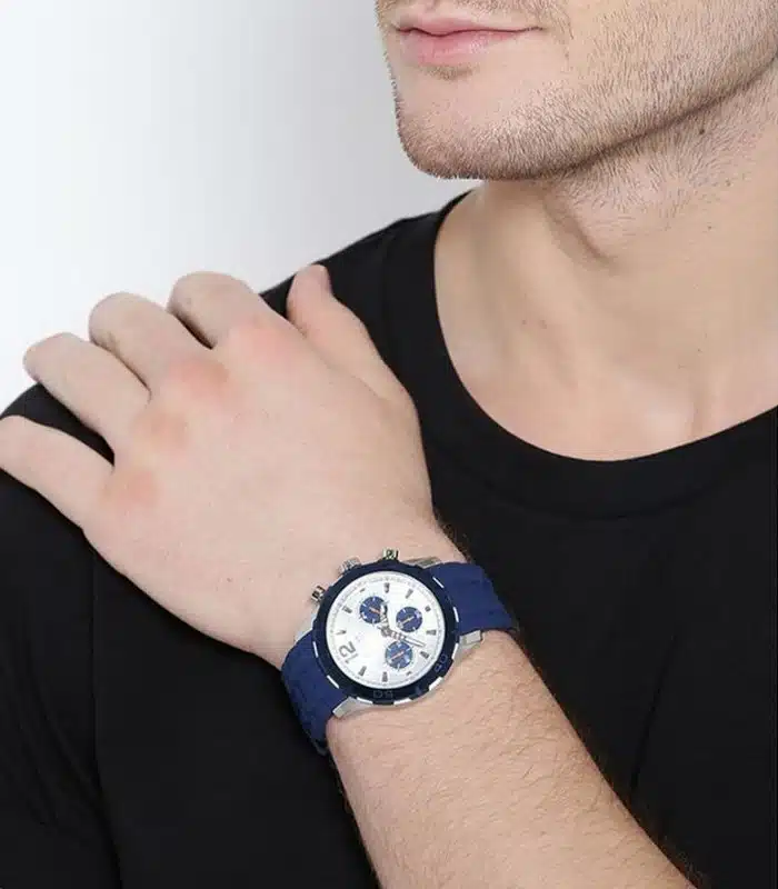Prix montre Homme Guess Caliber W0864G6 Tunisie Prix montre Homme Guess Caliber W0864G6 Tunisie